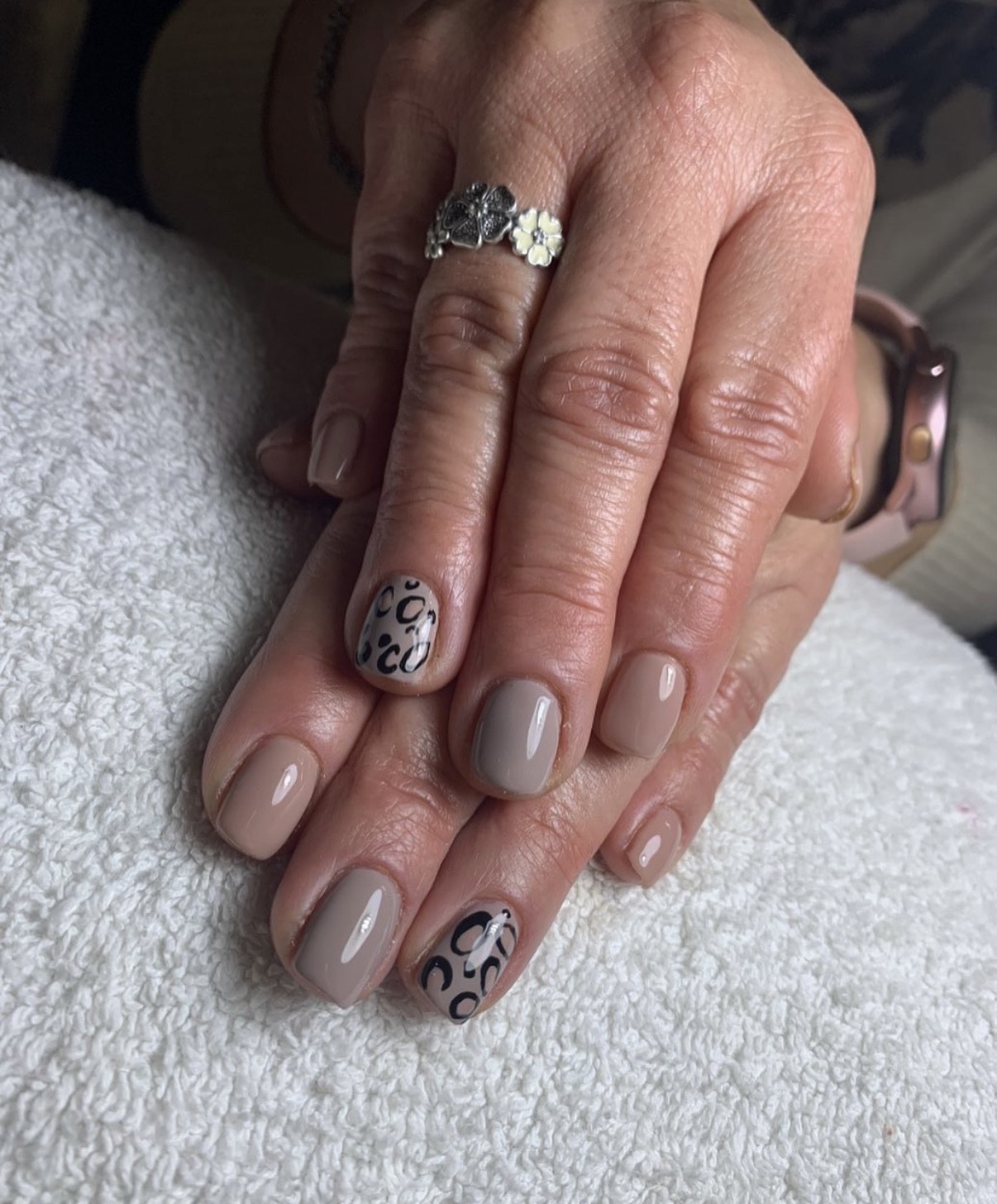 Manicura Anaïs Hinojosa: Depilación facial con cera profesional