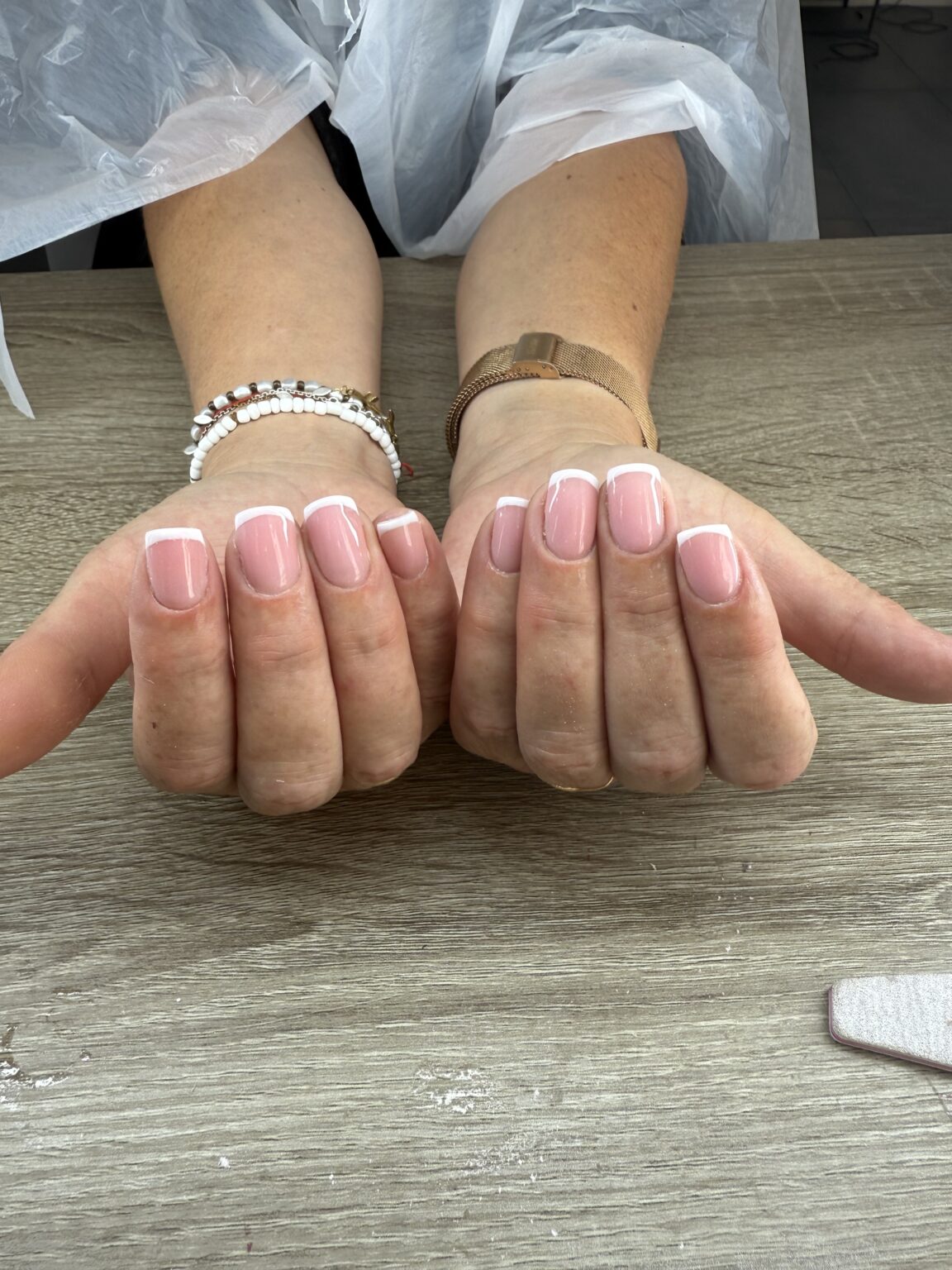 Atención en francés para servicios de estética