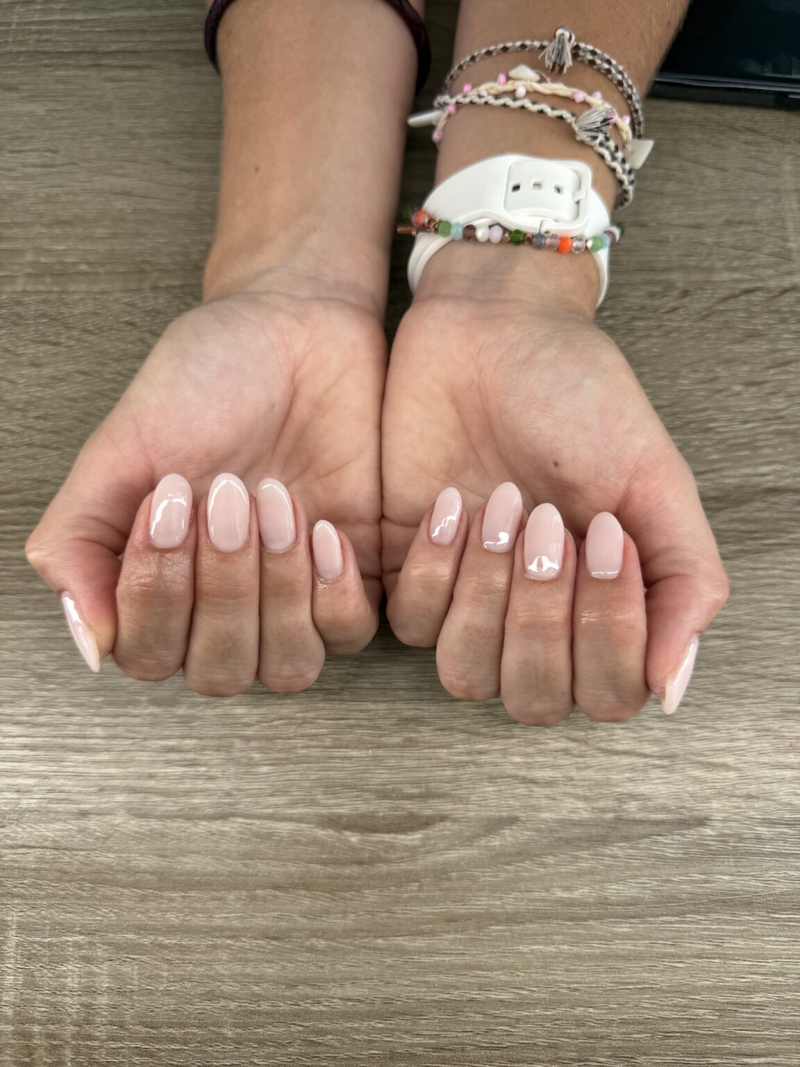 Manicura Anaïs Hinojosa: Pedicura para el cuidado de uñas y durezas